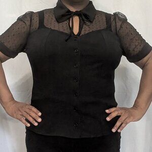 Unique Vintage Sweetheart neck button down